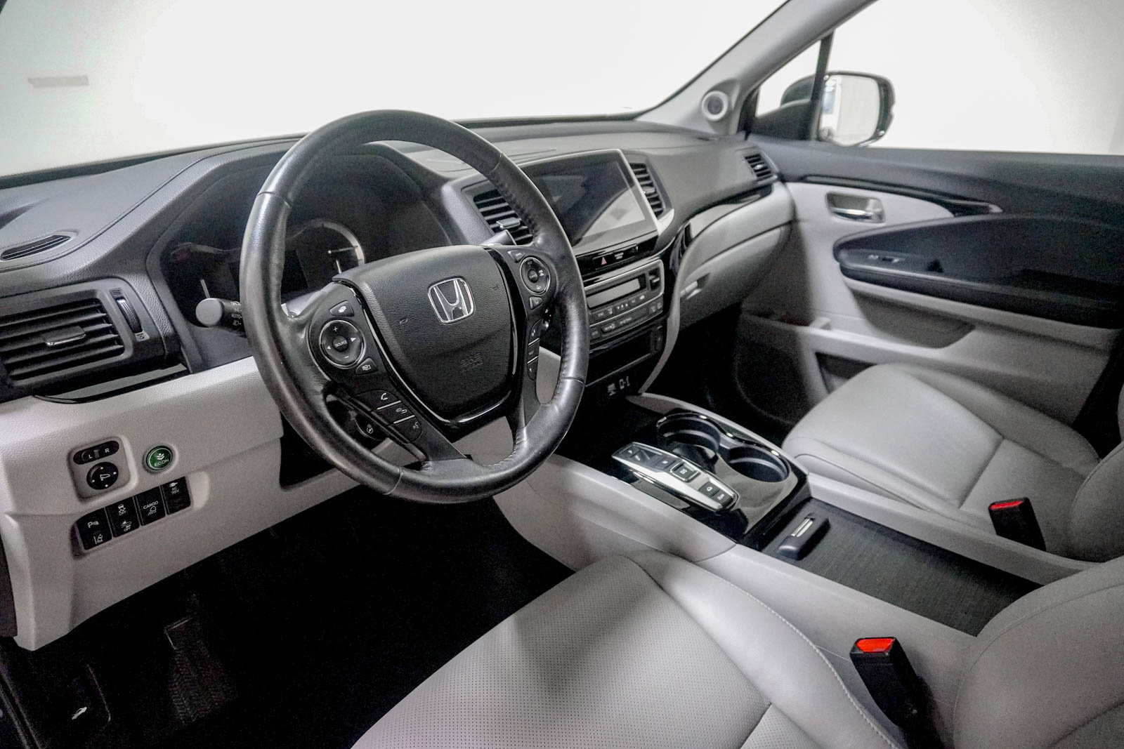 Used 2020 Honda Ridgeline RTL-E image 18