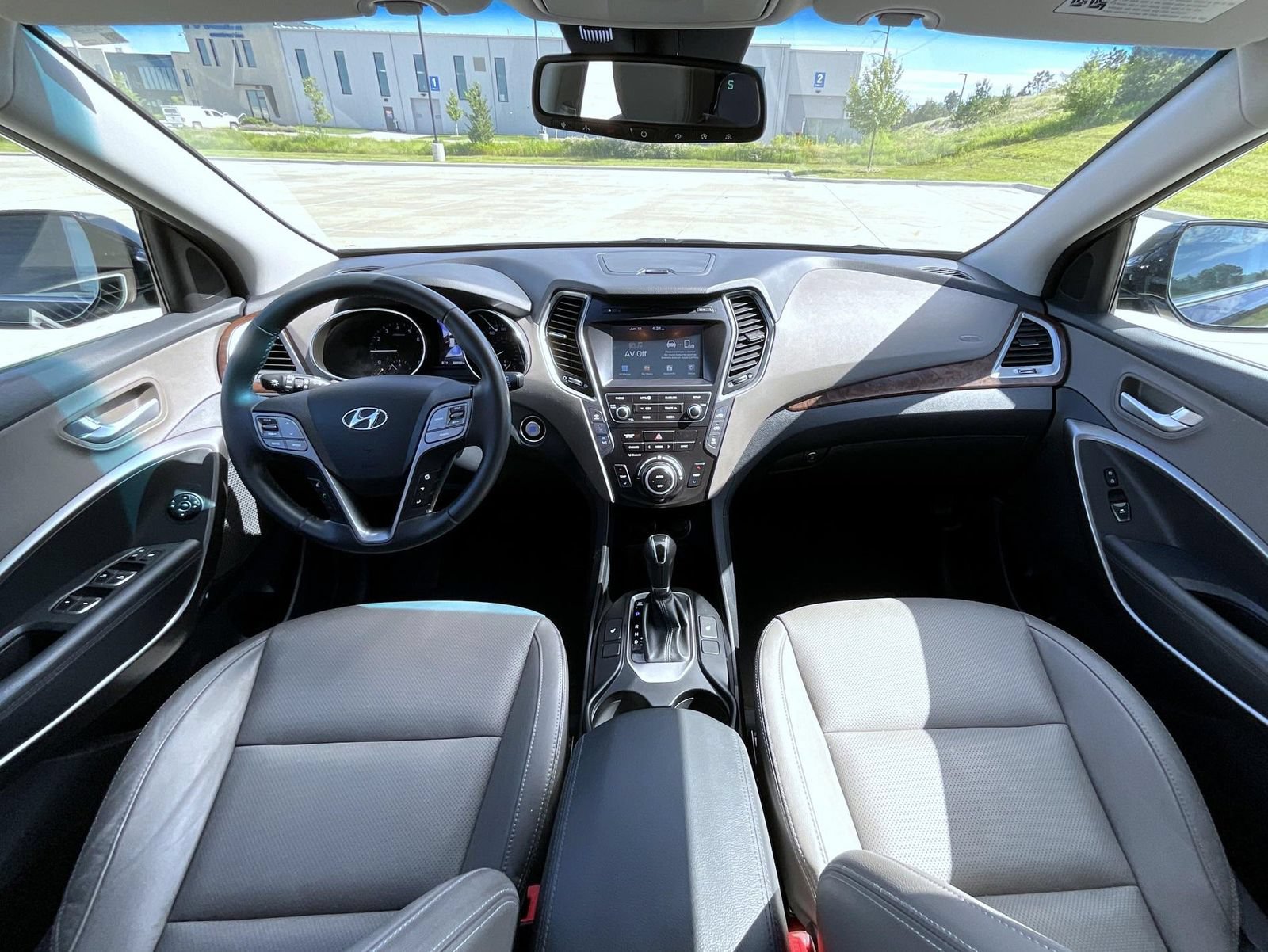 Used 2019 Hyundai Santa Fe XL SE w/ SE Premium Package 02 FWD image 15