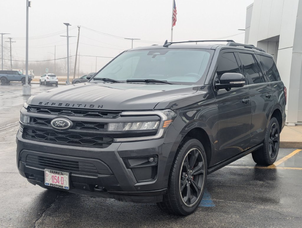 Used 2023 Ford Expedition Limited AWD/4WD image 7