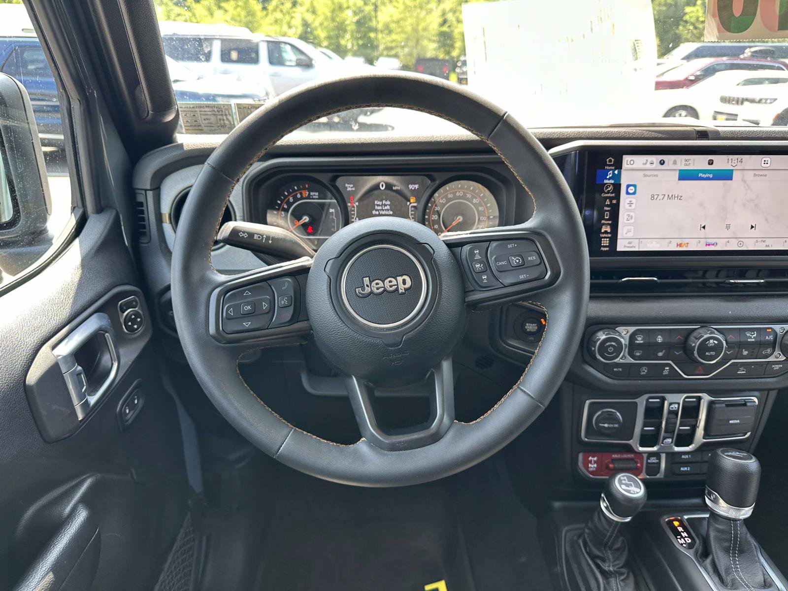 Used 2024 Jeep Gladiator Sport AWD/4WD image 10