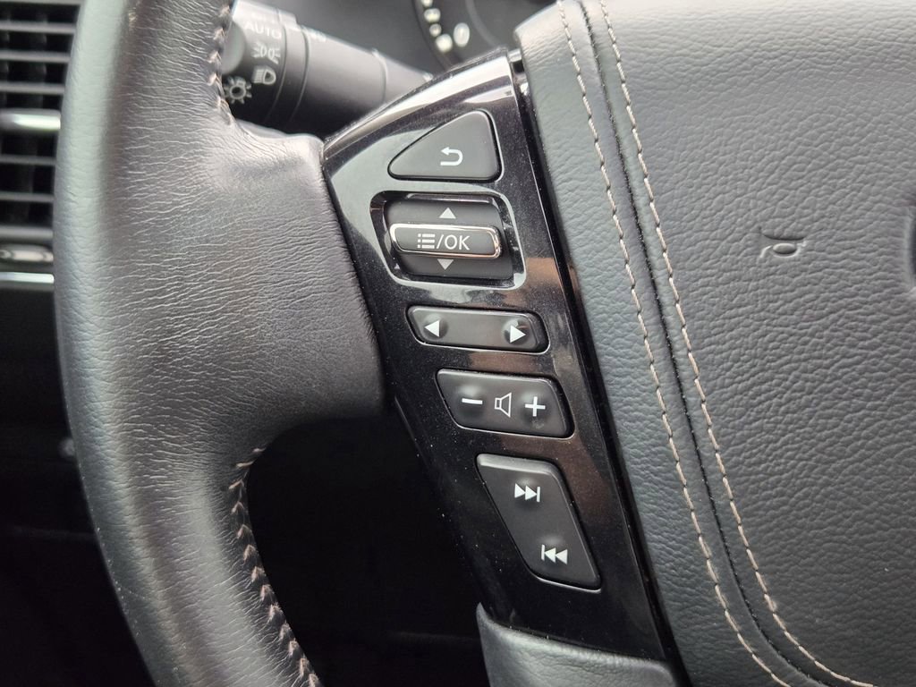 Used 2021 Nissan Armada Platinum w/ Captain's Chairs Package image 27