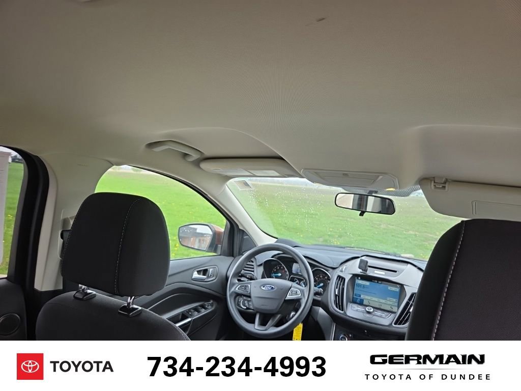 Used 2017 Ford Escape SE w/ Equipment Group 201A image 18