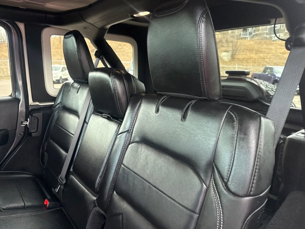 Used 2022 Jeep Wrangler Unlimited Sahara w/ LED Lighting Group image 21