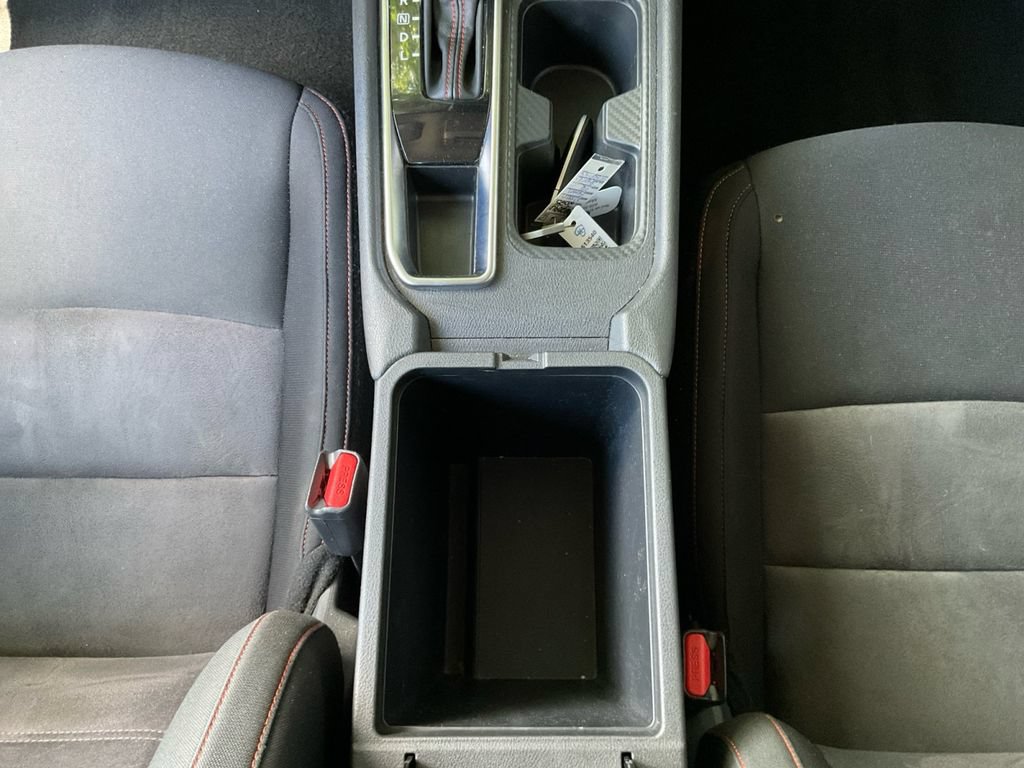 Used 2025 Nissan Sentra SR FWD image 11
