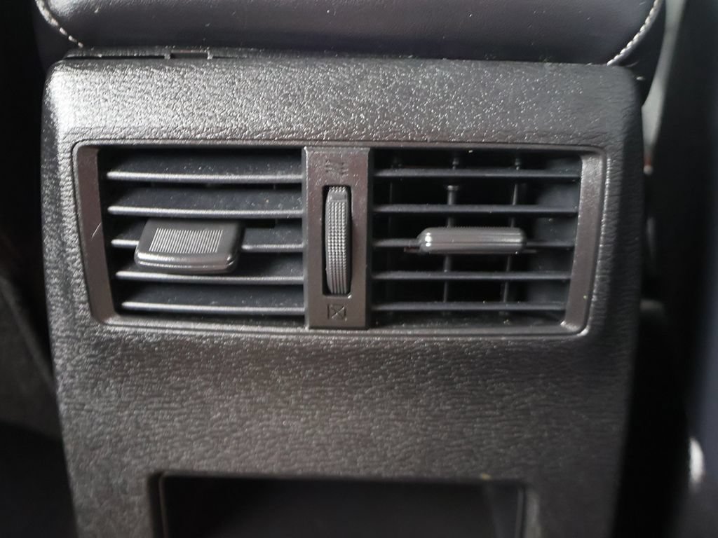 Used 2024 Mitsubishi Outlander SE Black Edition FWD image 53