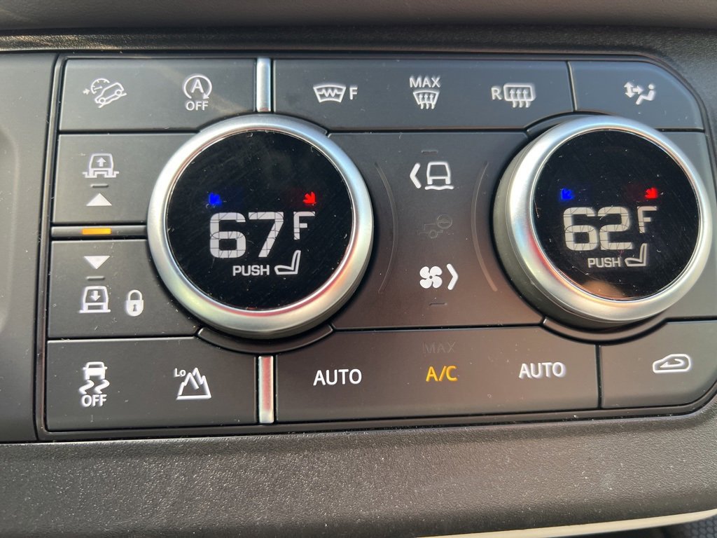 Used 2022 Land Rover Defender 110 X-Dynamic HSE image 25