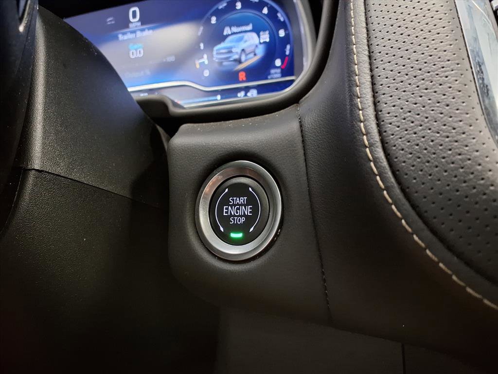 Used 2024 Chevrolet Tahoe Premier w/ Premium Package image 30