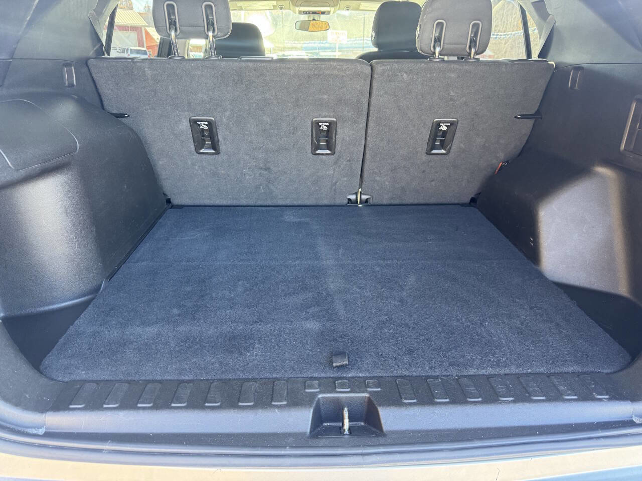 Used 2019 Chevrolet Equinox LT image 9