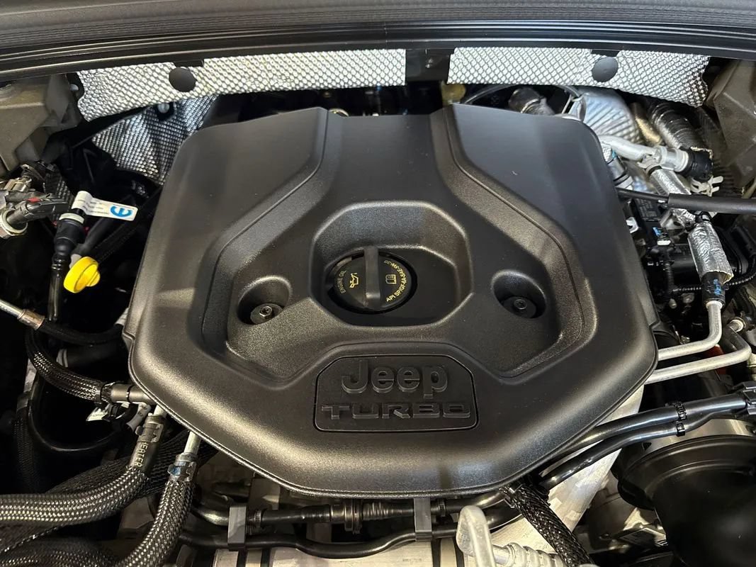 Used 2023 Jeep Grand Cherokee 4WD 4xe image 63