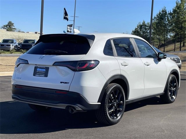 Used 2024 Honda HR-V Sport image 3