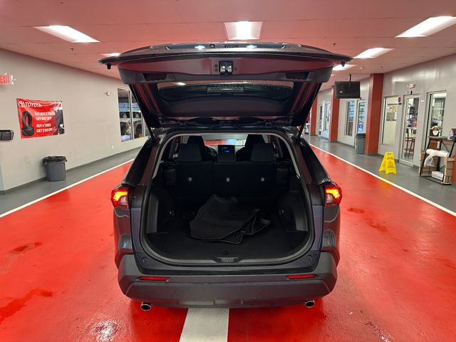 Used 2023 Toyota RAV4 LE AWD/4WD image 26