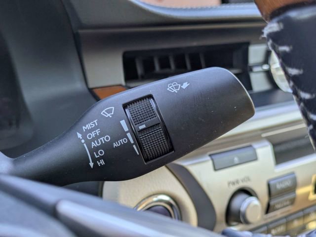 Used 2013 Lexus ES 300h w/ Luxury Pkg image 29