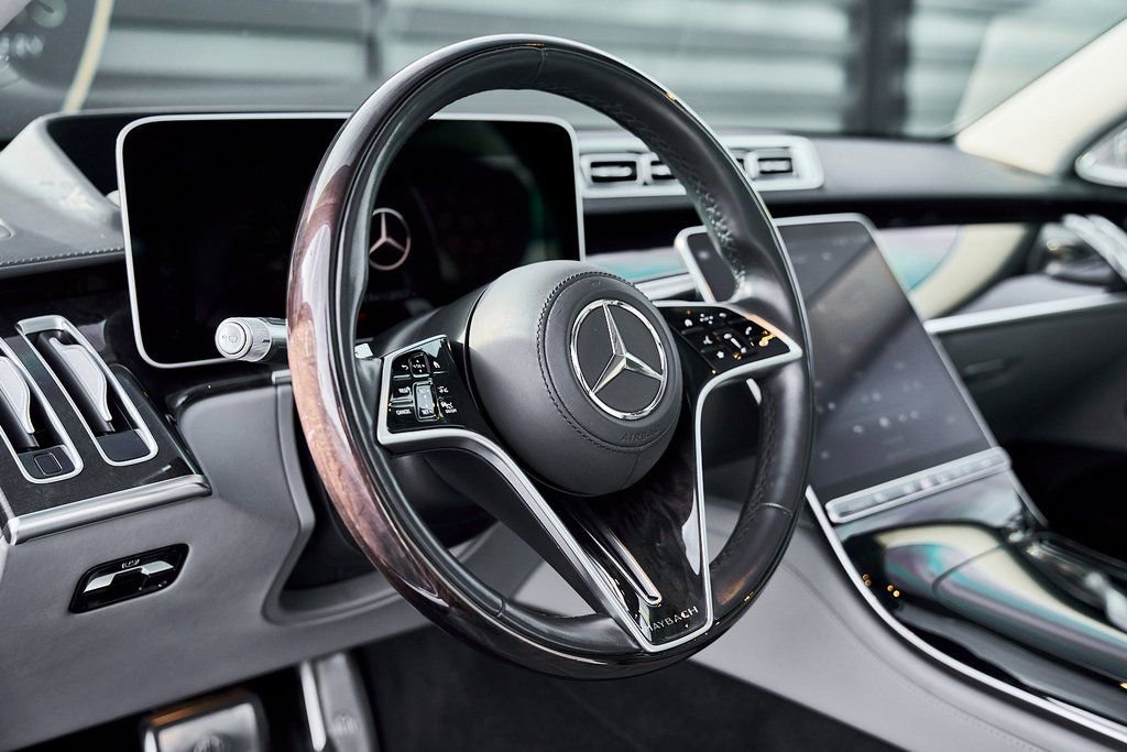 Used 2021 Mercedes-Benz Maybach S 580 4MATIC image 34
