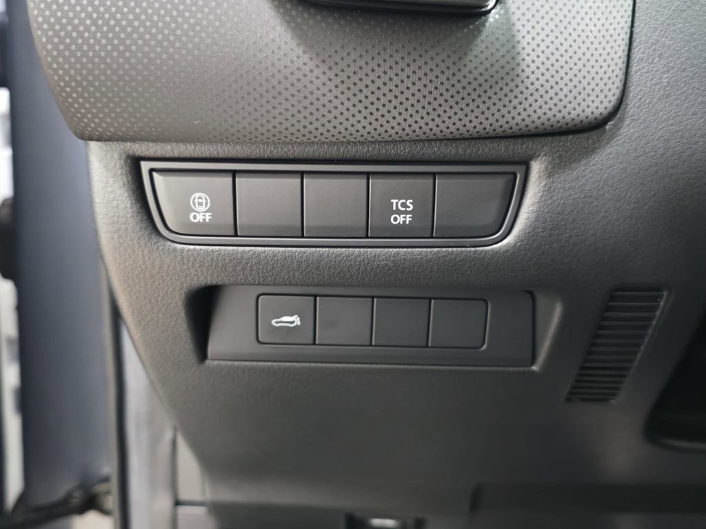 Used 2025 MAZDA CX-50 AWD 2.5 S w/ Premium Package image 24