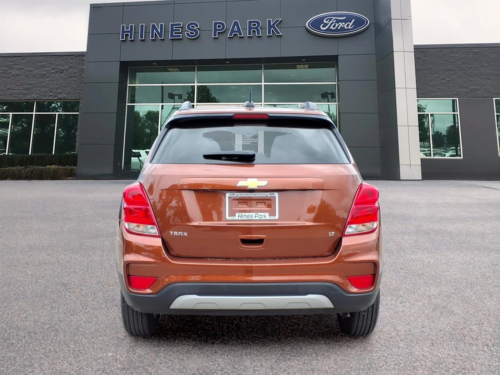 Used 2019 Chevrolet Trax LT w/ LT Convenience Package FWD image 6
