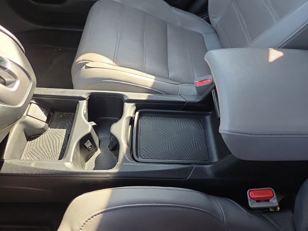 Used 2018 Honda CR-V Touring image 17