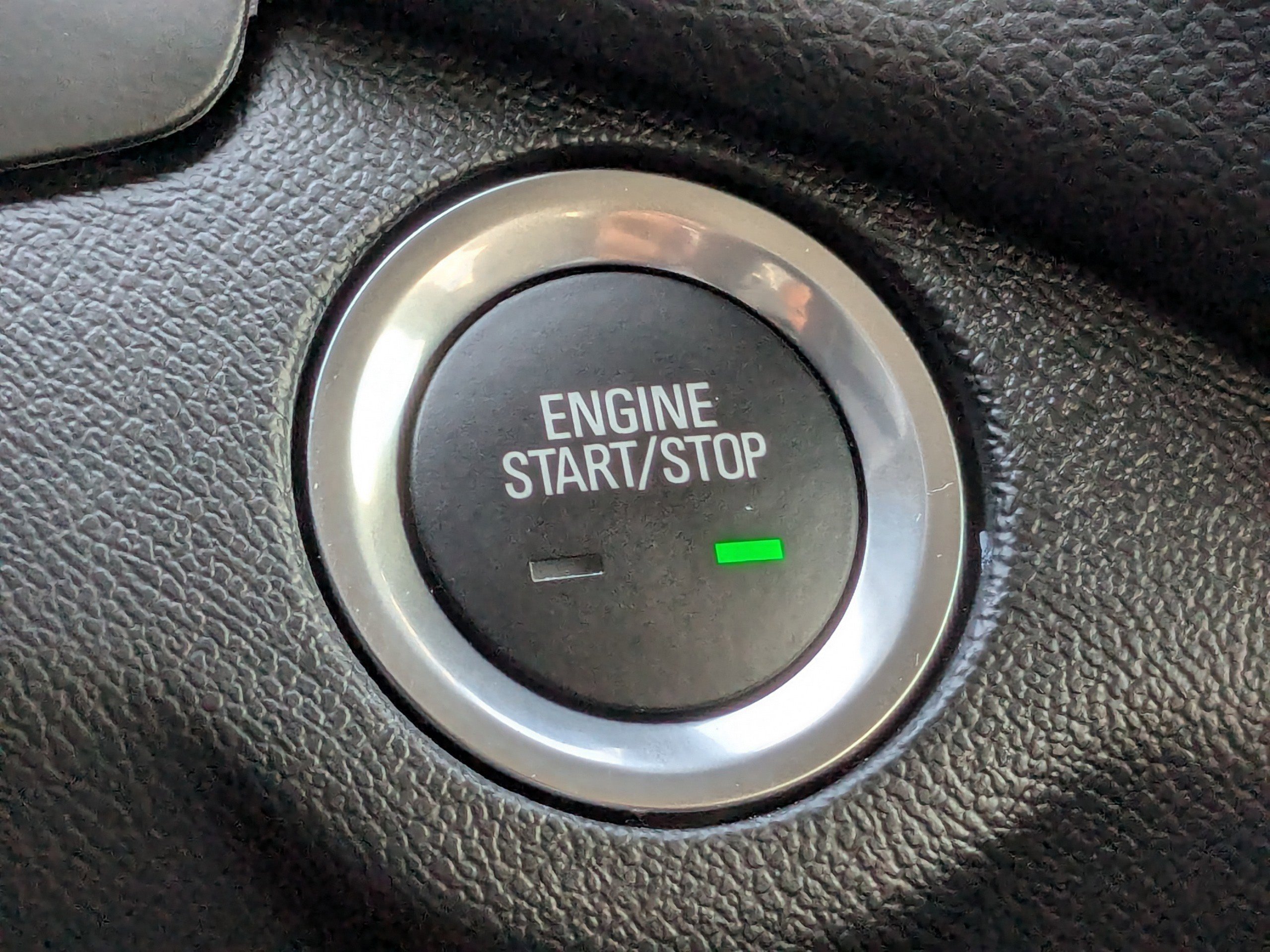 Used 2023 Chevrolet Equinox LT image 30