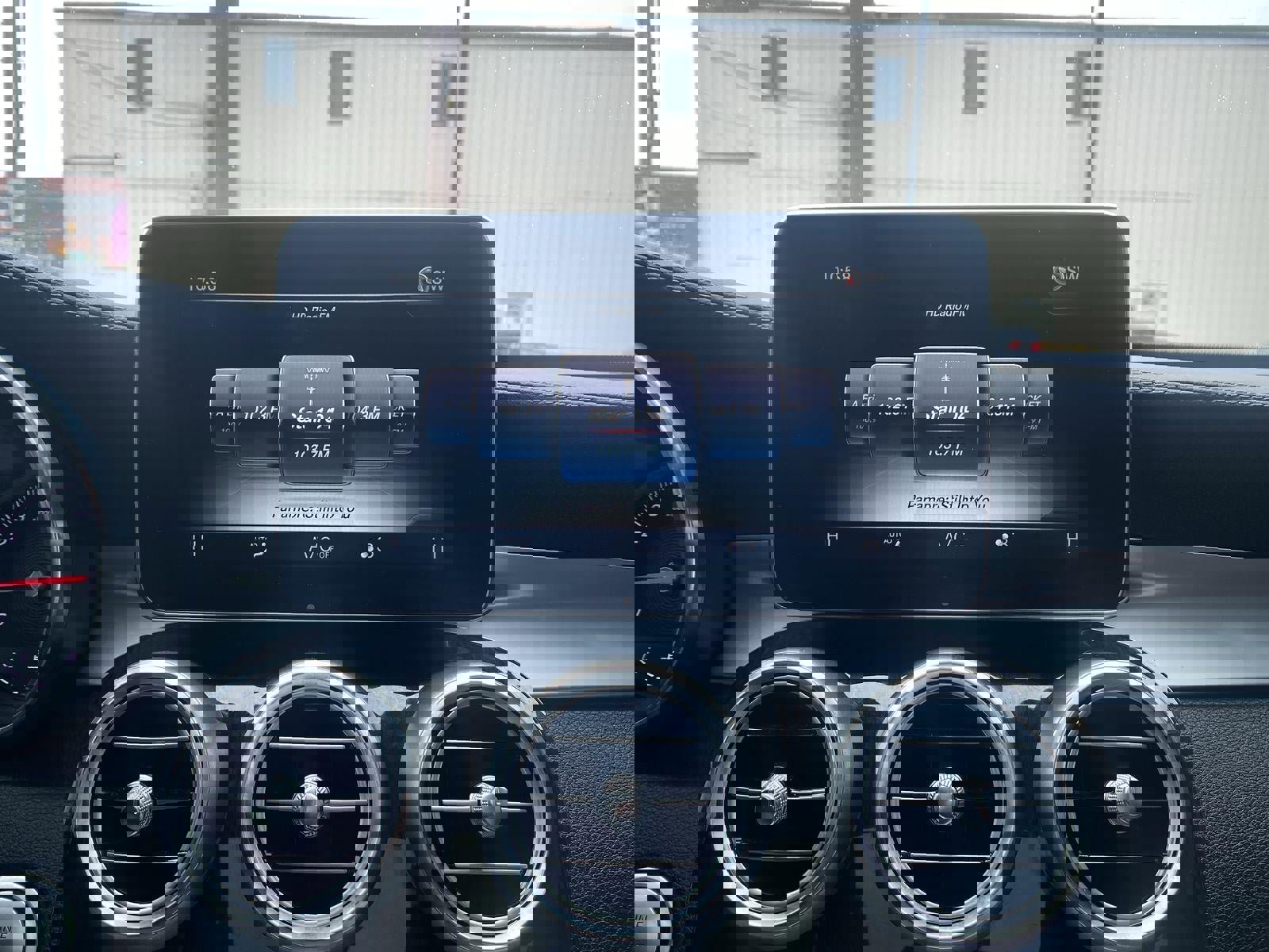 Used 2018 Mercedes-Benz GLC 300 4MATIC Coupe image 5