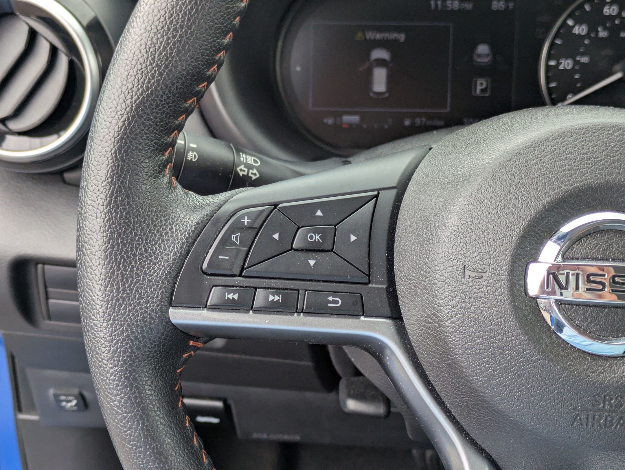 Used 2021 Nissan Kicks SR w/ SR Premium Package FWD image 19
