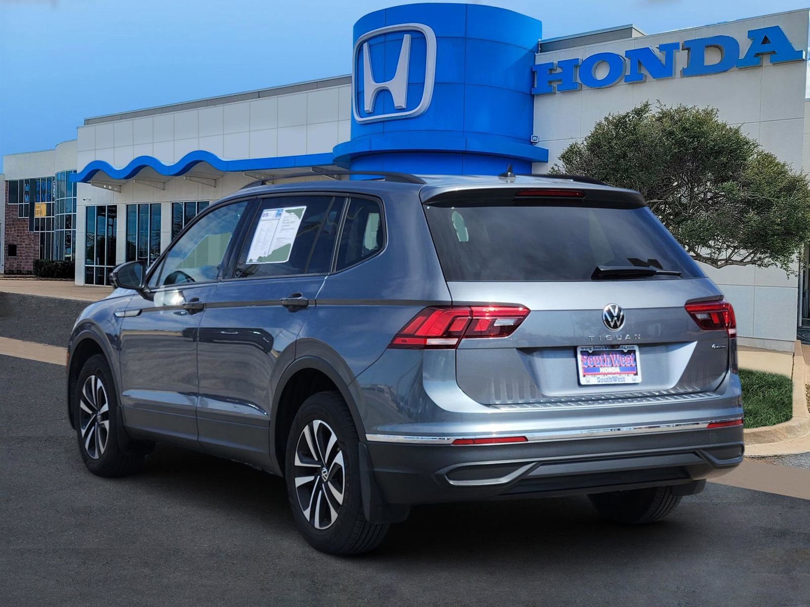 Used 2023 Volkswagen Tiguan S w/ Driver Assistance Package image 4