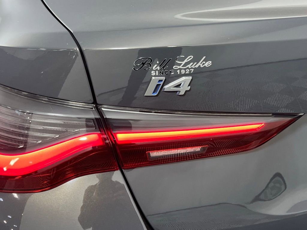 Used 2022 BMW i4 eDrive40 w/ Premium Package image 13