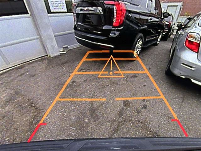 Used 2024 GMC Yukon XL SLT image 27