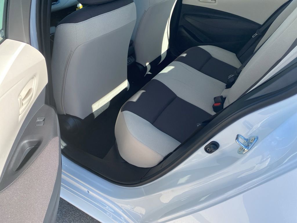 Used 2025 Toyota Corolla LE image 13