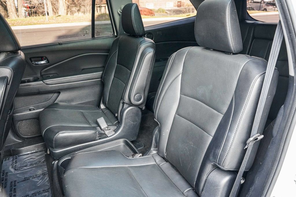 Used 2019 Honda Pilot Elite image 17