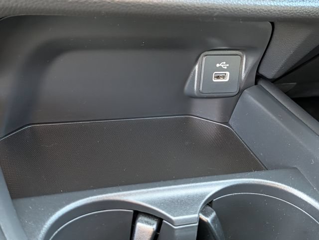 Used 2023 Honda HR-V LX image 16