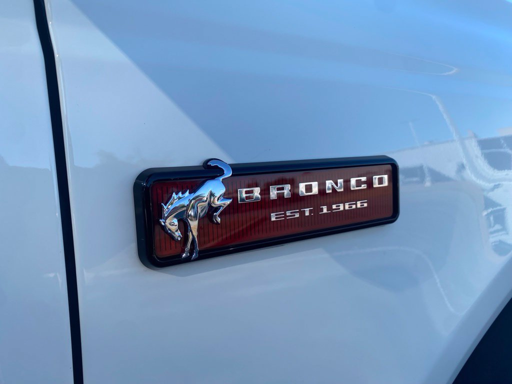 New 2026 Ford Bronco Outer Banks w/ Sasquatch Package AWD/4WD image 10