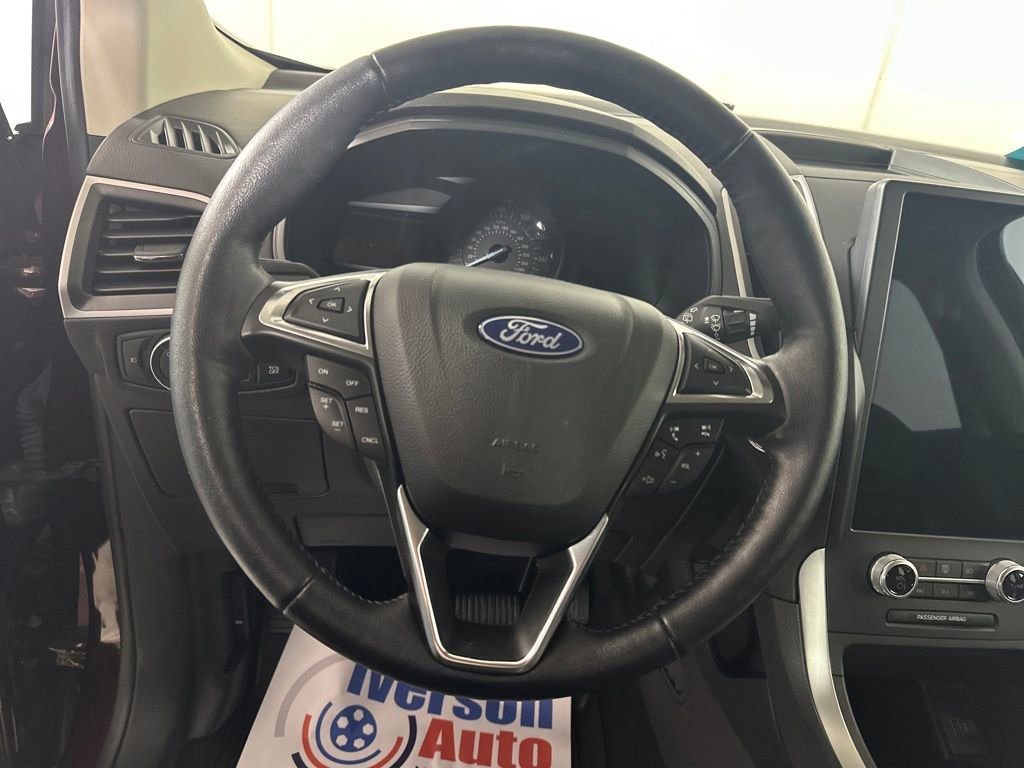 Used 2022 Ford Edge SEL w/ Convenience Package image 18