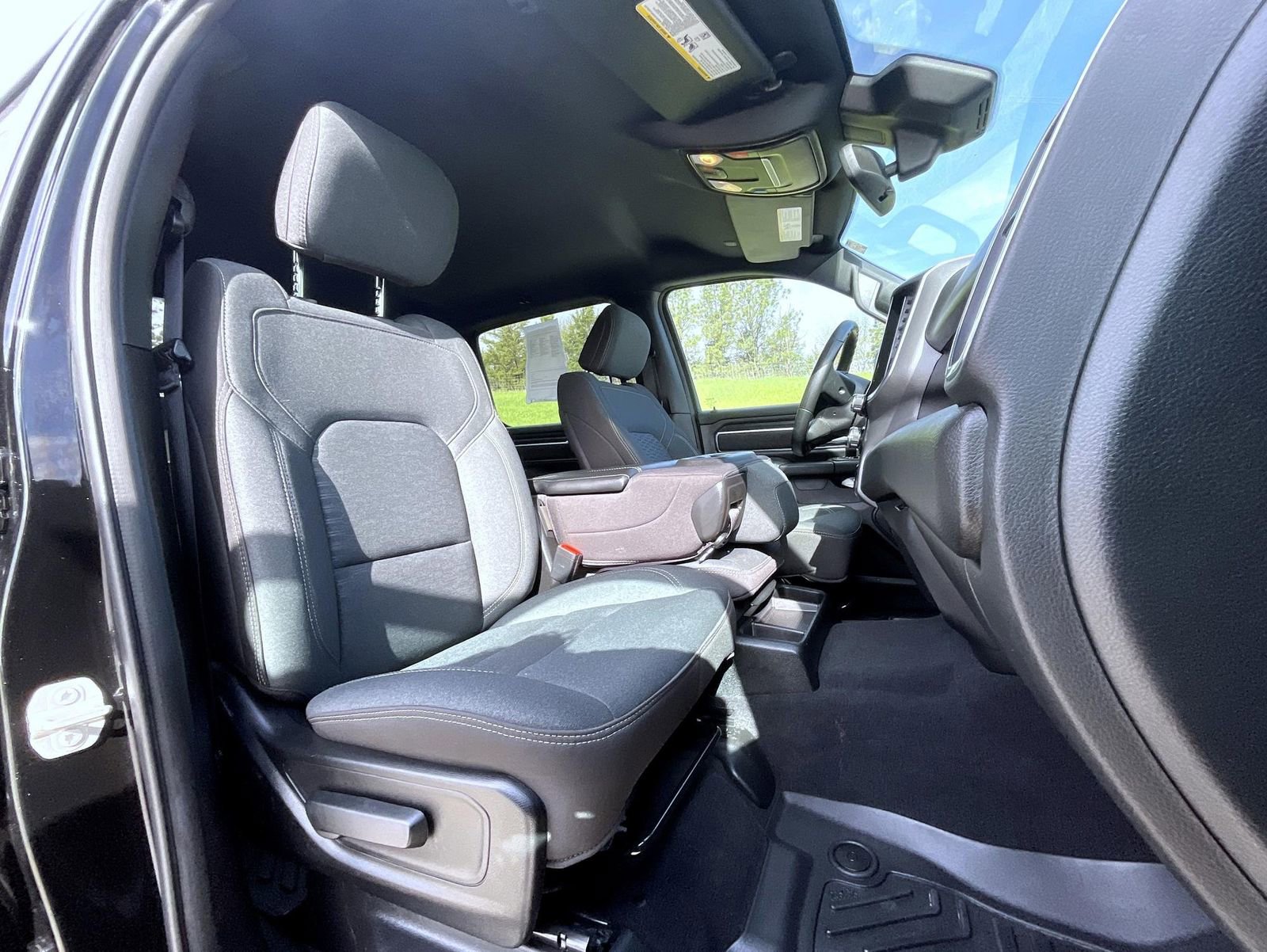 Used 2025 RAM 1500 Big Horn AWD/4WD image 15