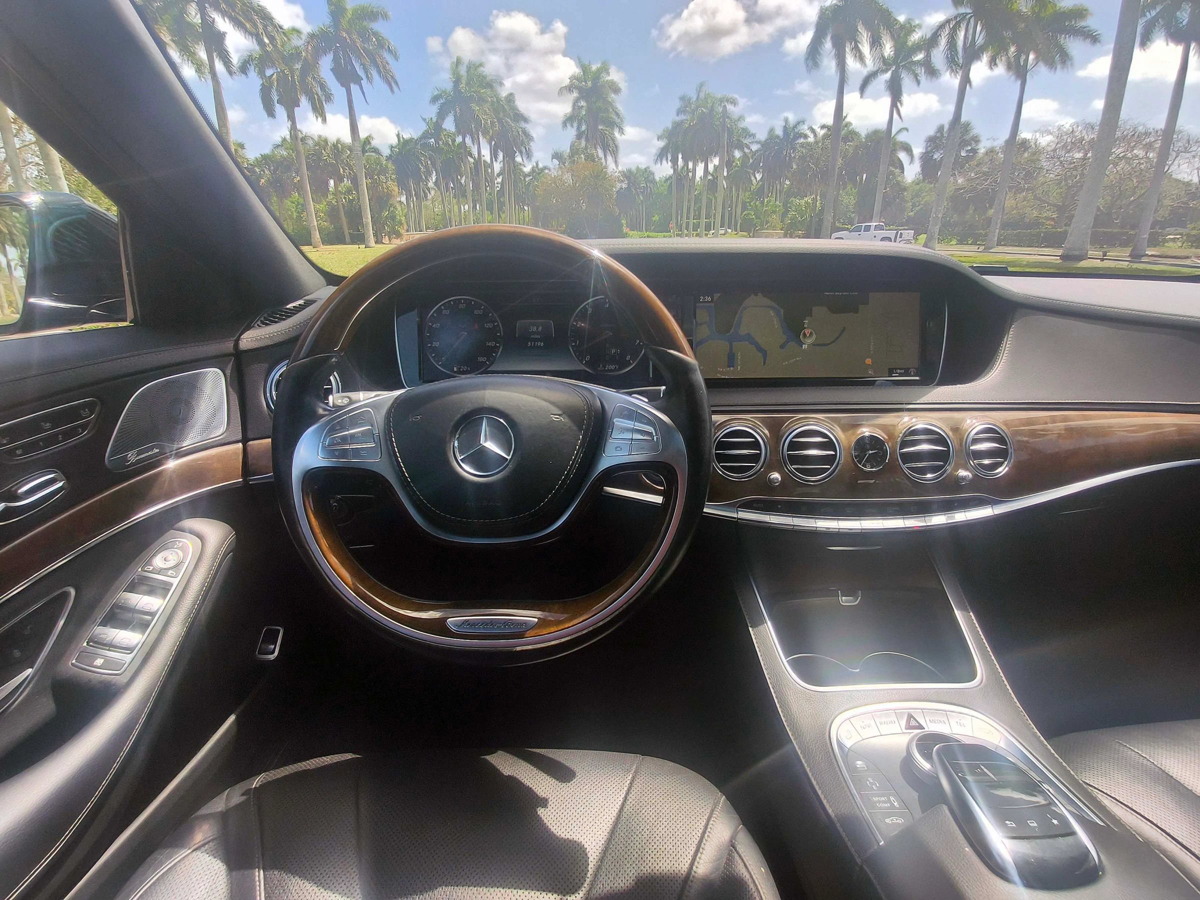 Used 2015 Mercedes-Benz S 550 Sedan image 25
