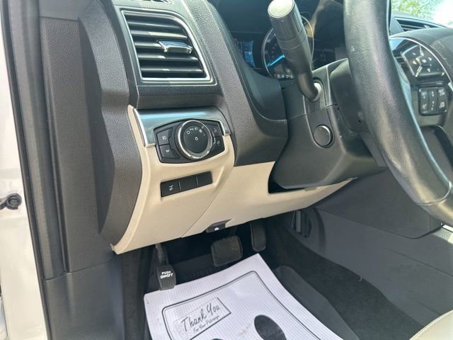 Used 2018 Ford Explorer Limited w/ Equipment Group 301A FWD image 37