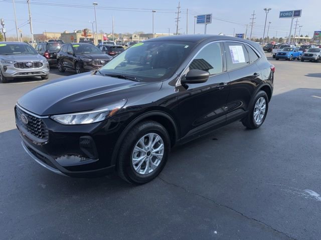 Used 2023 Ford Escape Active AWD/4WD image 18
