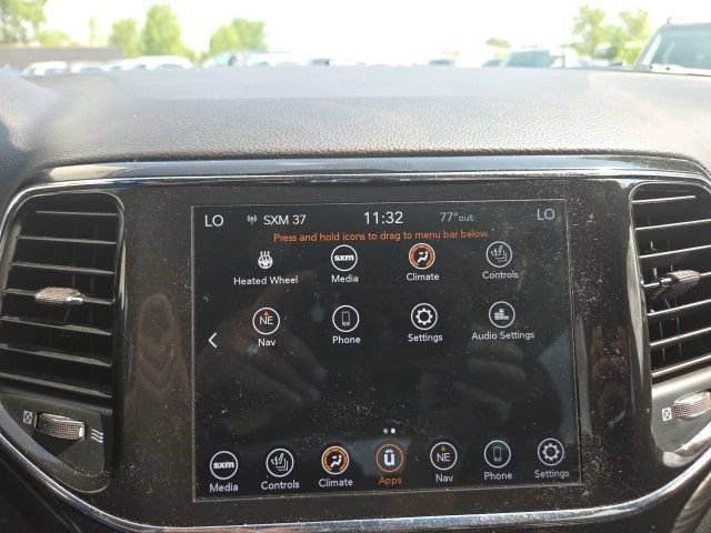 Used 2022 Jeep Grand Cherokee Laredo w/ All-Weather Capability Group AWD/4WD image 21