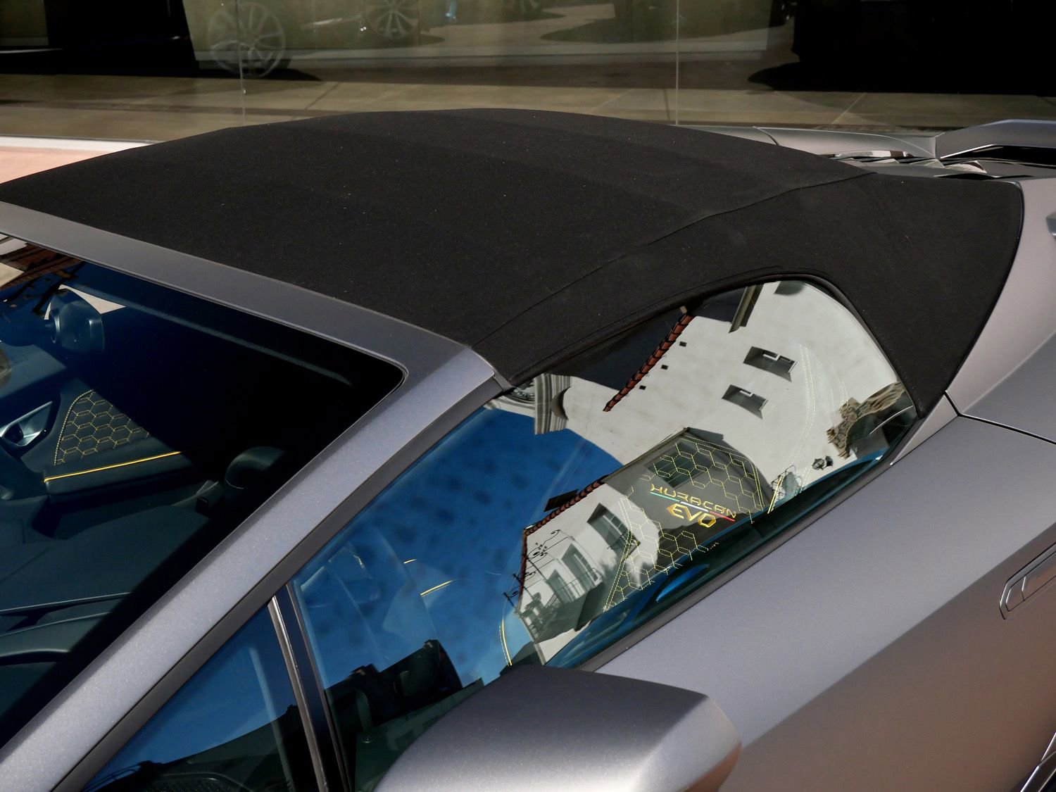 Used 2023 Lamborghini Huracan EVO image 10