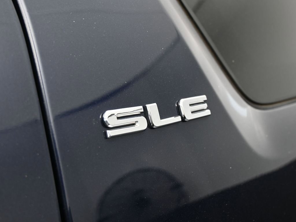 Used 2017 GMC Terrain SLE w/ Convenience Package image 32