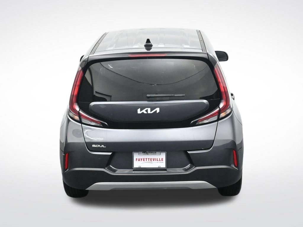 Used 2024 Kia Soul LX w/ Option Group 015 FWD image 27