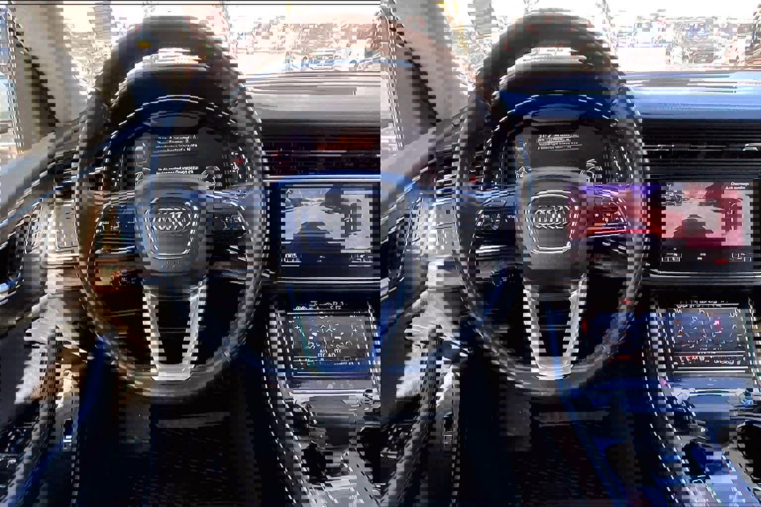 Used 2019 Audi Q8 Prestige w/ Luxury Package image 6