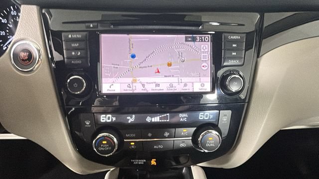 Used 2022 Nissan Rogue Sport SL AWD/4WD image 21