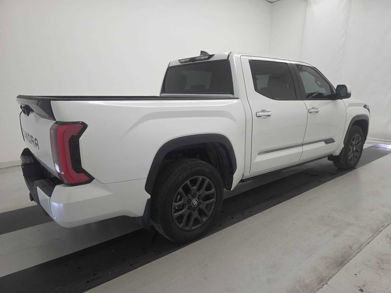 Used 2026 Toyota Tundra Platinum AWD/4WD image 4
