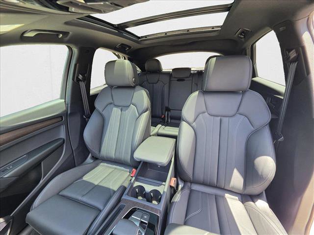 New 2025 Audi Q5 2.0T Premium image 15