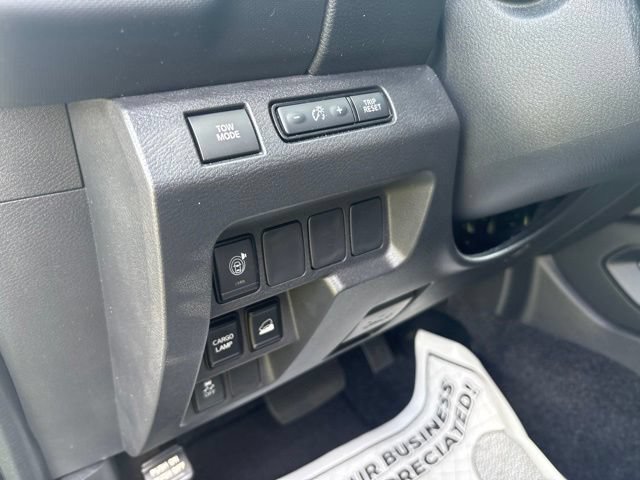 Used 2022 Nissan Frontier S w/ Technology Package AWD/4WD image 7