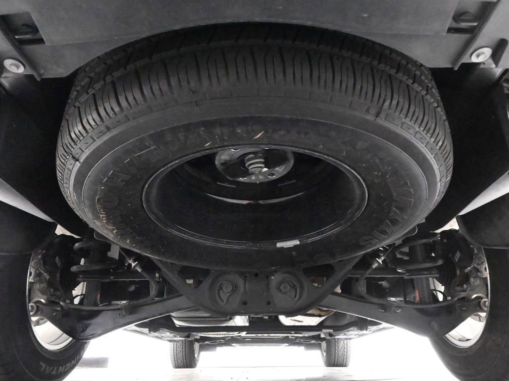 Used 2025 GMC Yukon XL Denali image 30