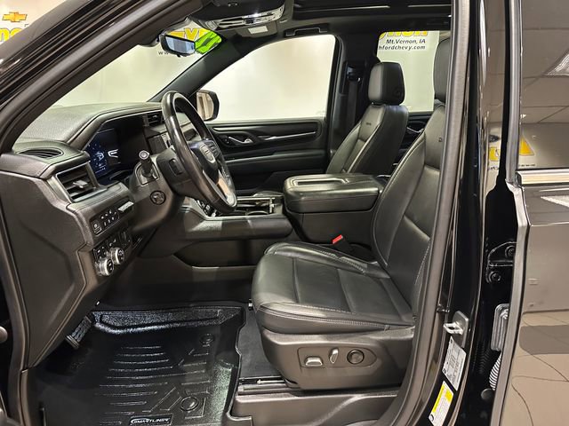 Used 2022 GMC Yukon Denali w/ Denali Premium Package AWD/4WD image 6