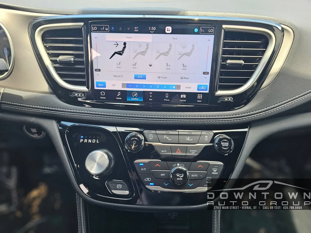 New 2027 Chrysler Pacifica Limited AWD/4WD image 11