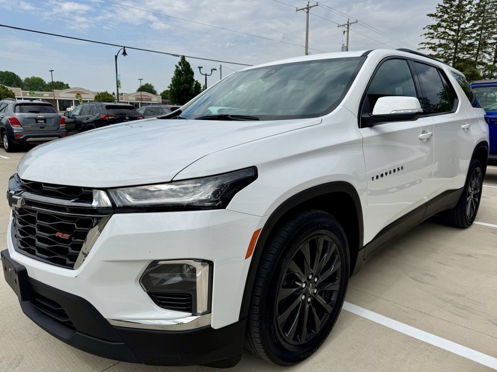 Used 2023 Chevrolet Traverse RS image 4