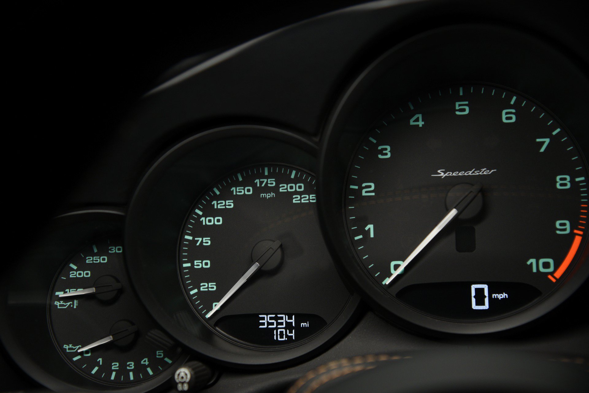 Used 2019 Porsche 911 Speedster RWD image 39