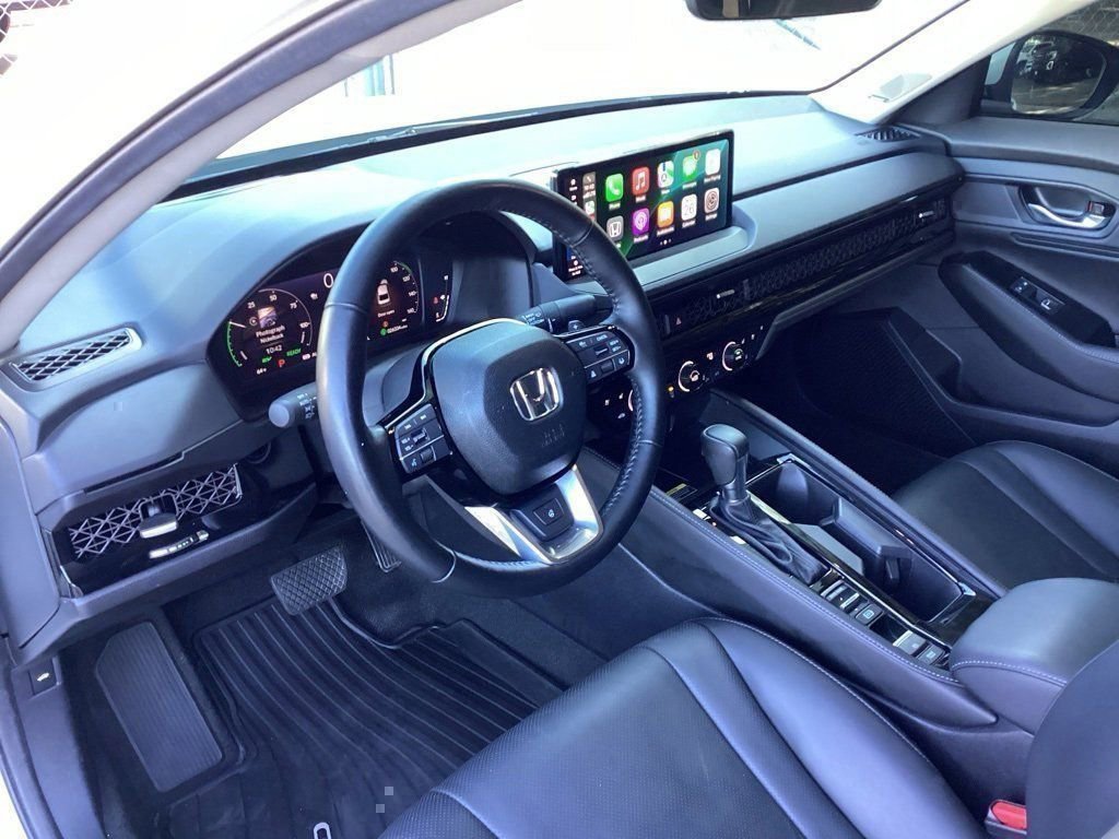Used 2025 Honda Accord Touring image 23